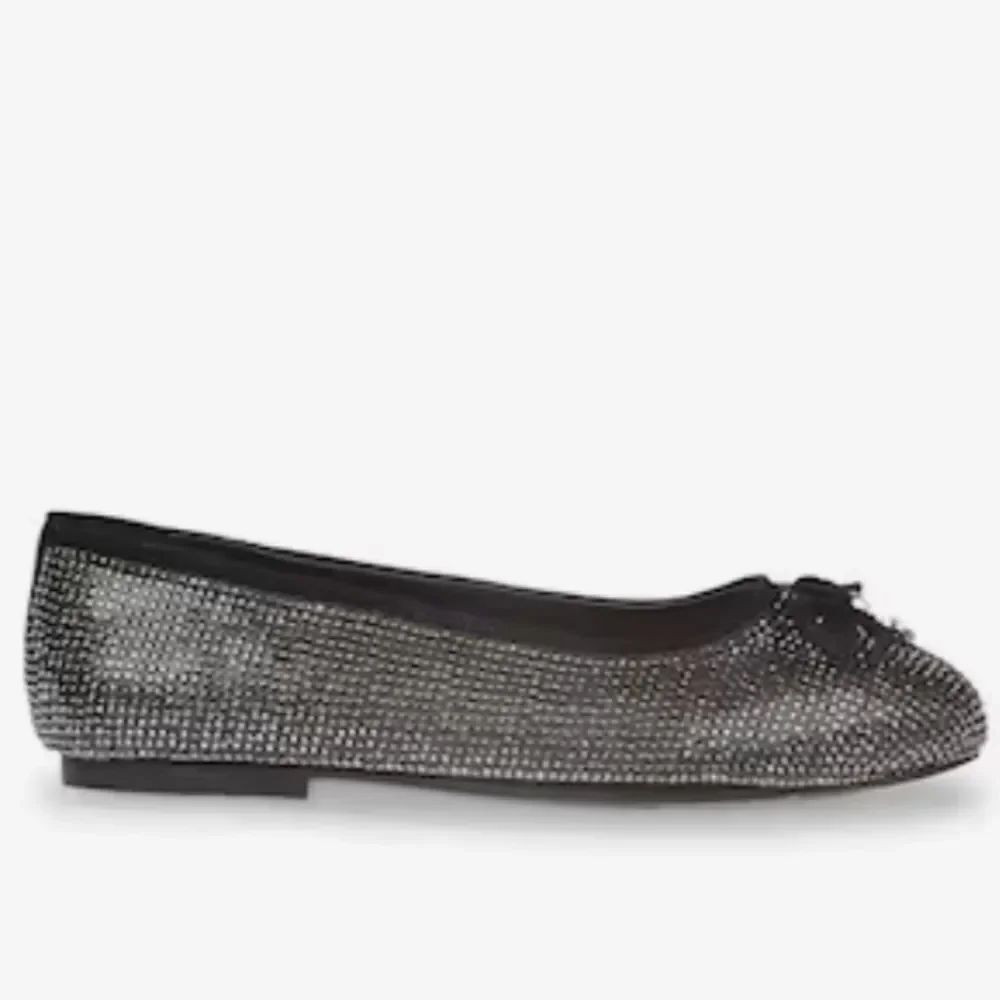 BRAND NEW VINCENT CAMUTO BALLET FLATS - KIDS